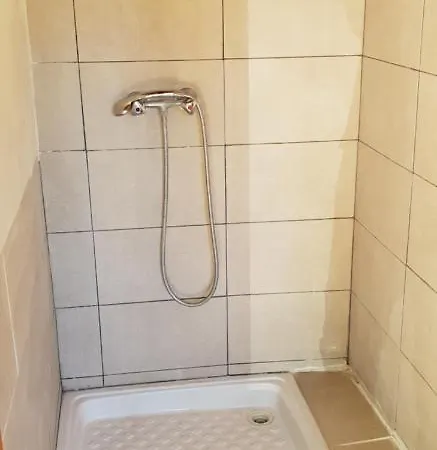 Cote Caravane Front De *