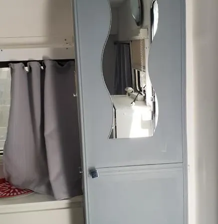 Camping Cote Caravane Front De Vias