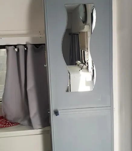 Camping Cote Caravane Front De Vias